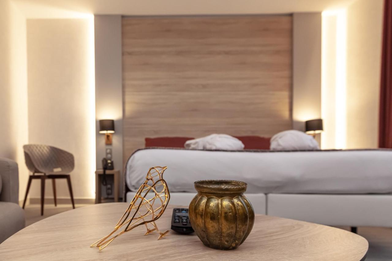 Logis Hotel Relais Saint Jacques - Chateauroux Deols ภายนอก รูปภาพ