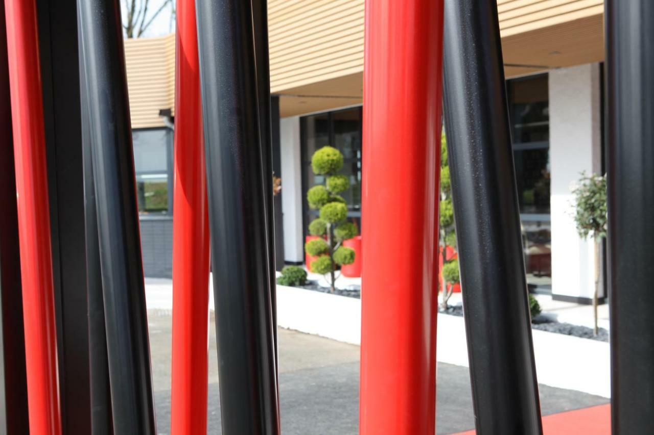 Logis Hotel Relais Saint Jacques - Chateauroux Deols ภายนอก รูปภาพ